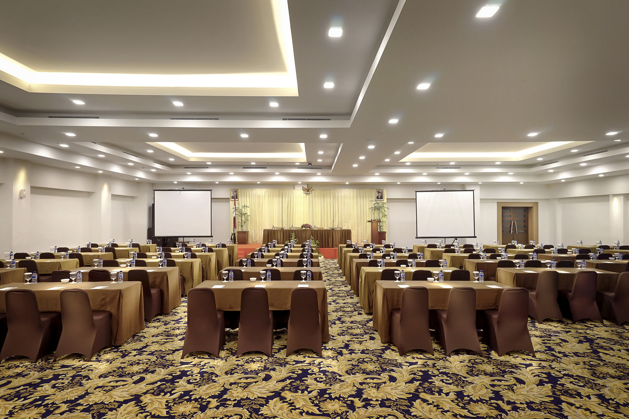 Cavinton Hotel Malioboro Yogyakarta By Tritama Hospitality Luaran gambar